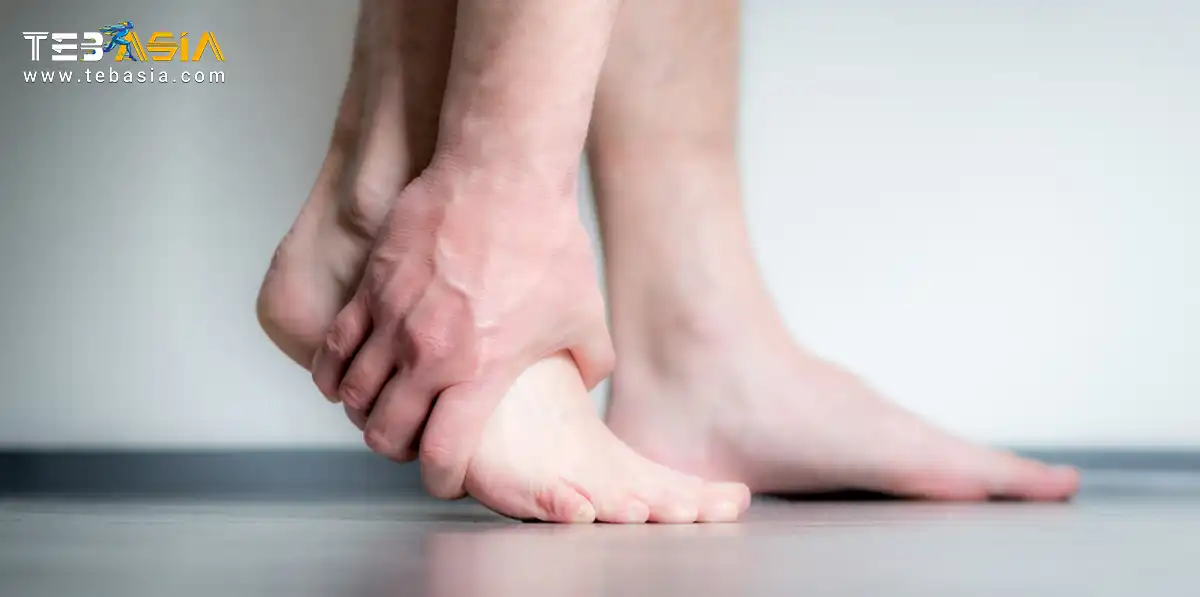 برخی از علل احتمالی درد در کف پا با علائم مرتبط با آن