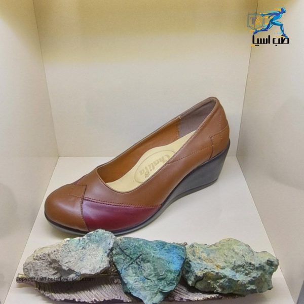 📍 کفش زنانه چلیپا طبی لژدار